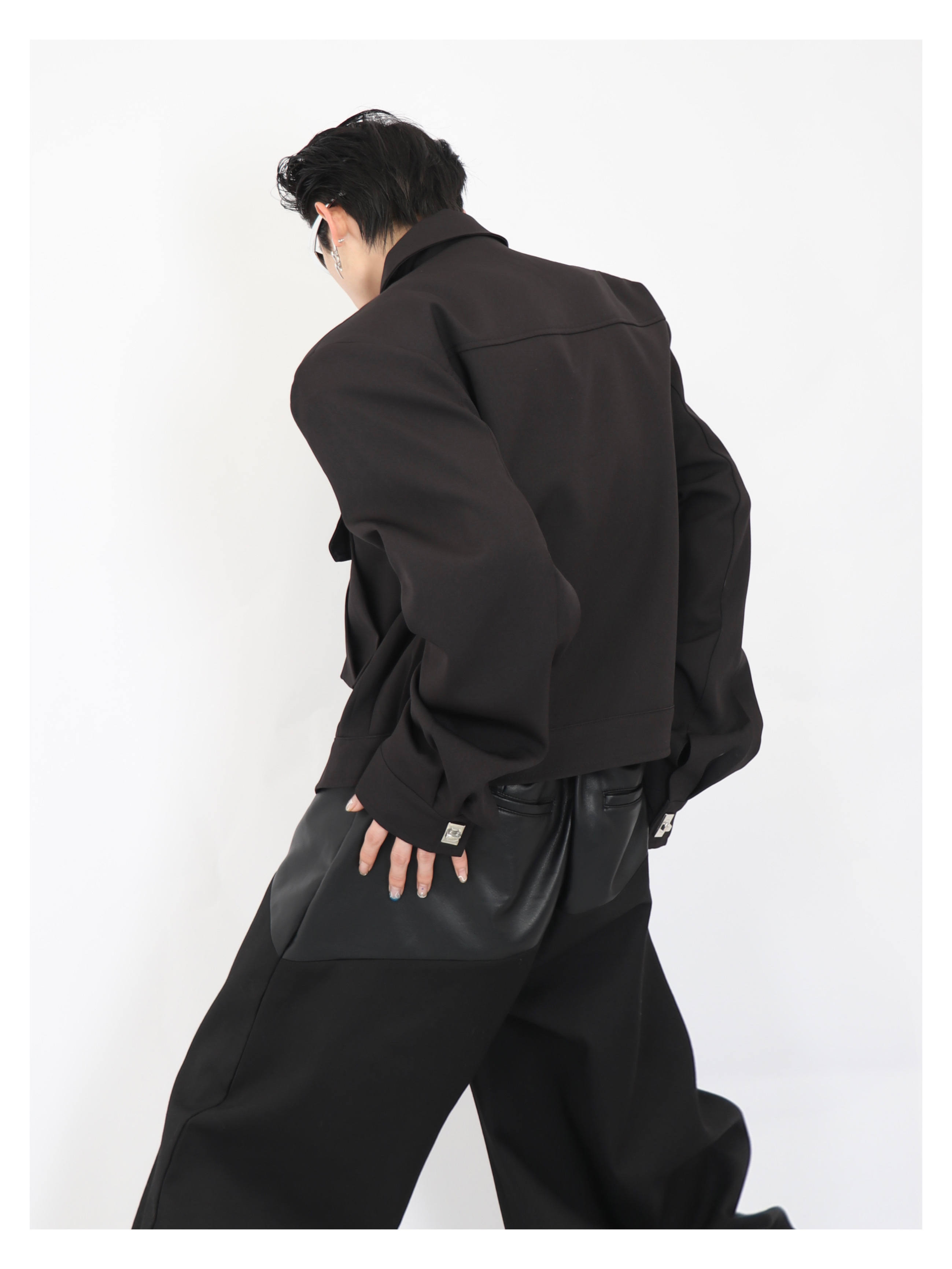 ArguECulturE トラックジャケットショート無地ポケット肩パッド ArguECulturE トラックジャケットショート無地ポケット肩パッド