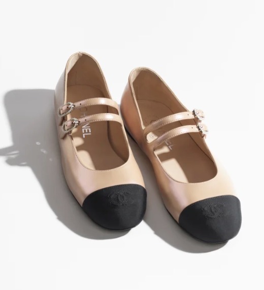 【きらめく上品さ◎】CHANEL ストラップフラットシューズ 楽天市場】足をすっきりキレイに魅せてくれる！シューズ 靴