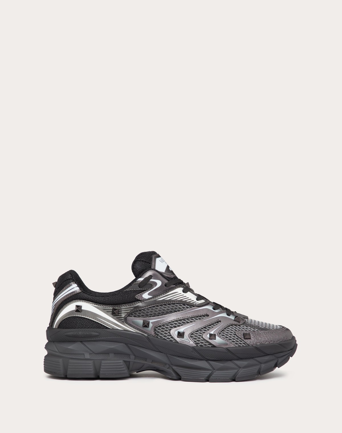 VALENTINO の靴♪ ★ LOW-TOP MS-2960 SNEAKER ★