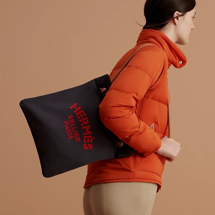 普段使いに♡【HERMES】ショルダーバッグ 2色《アリーヌ》