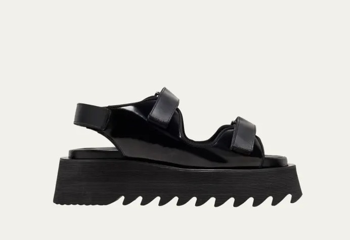 ハイセンスな【JUNYA WATANABE】プラットフォームサンダル 24SS