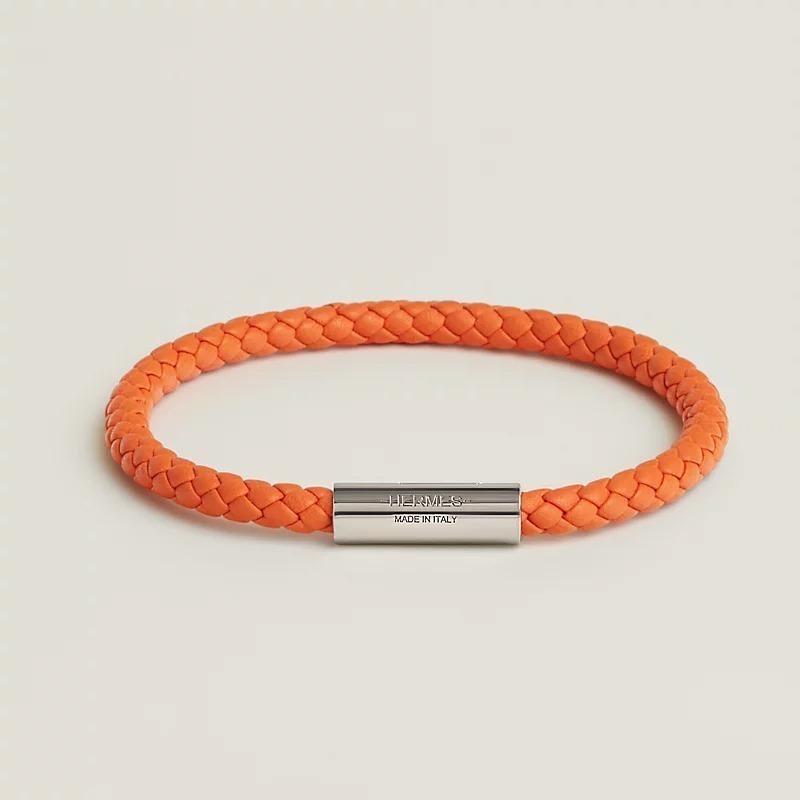 ワンポイントが可愛！【HERMES】レザーブレスレット《ゴリアテ》
