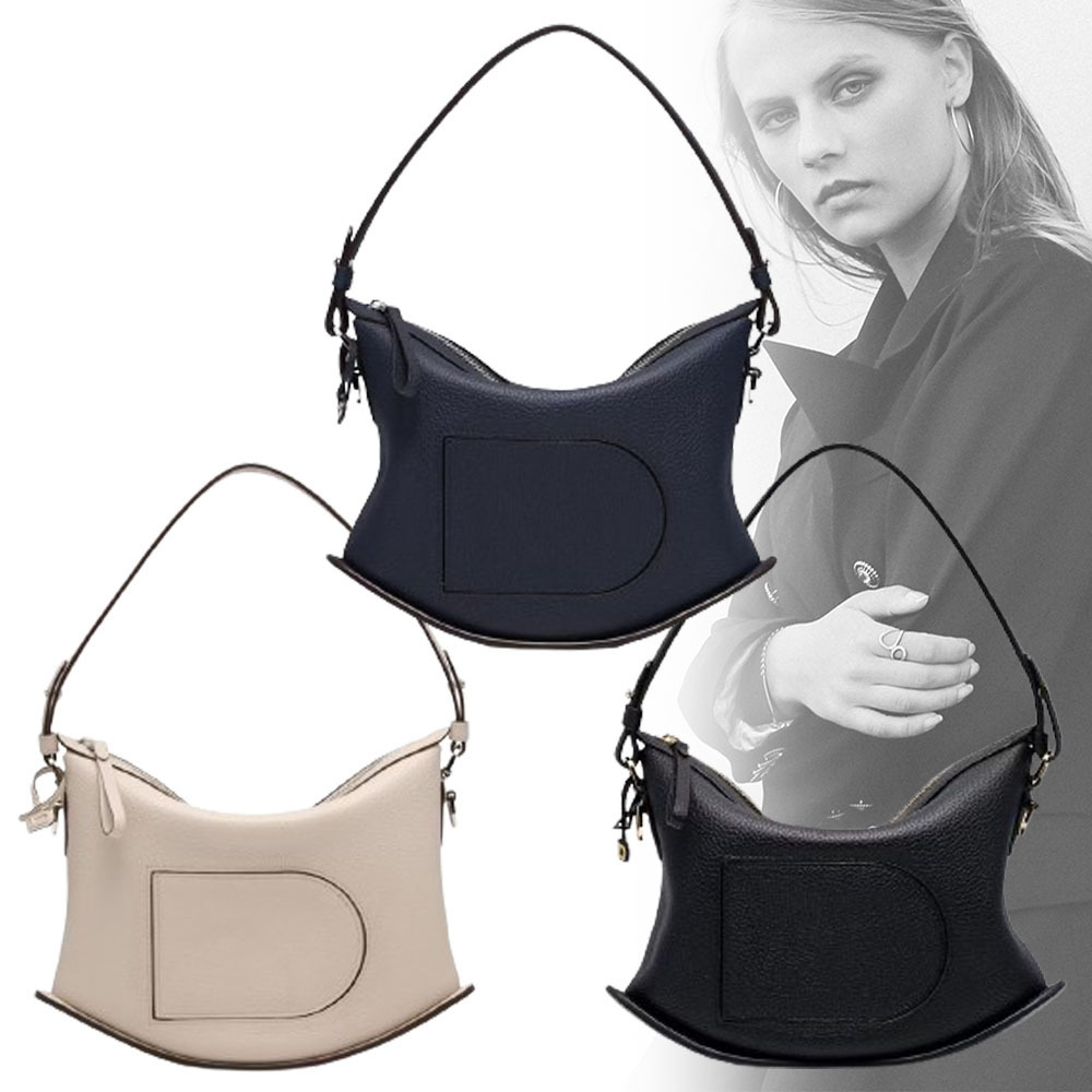 DELVAUX パン スウィング クロスボディー ハンドバック