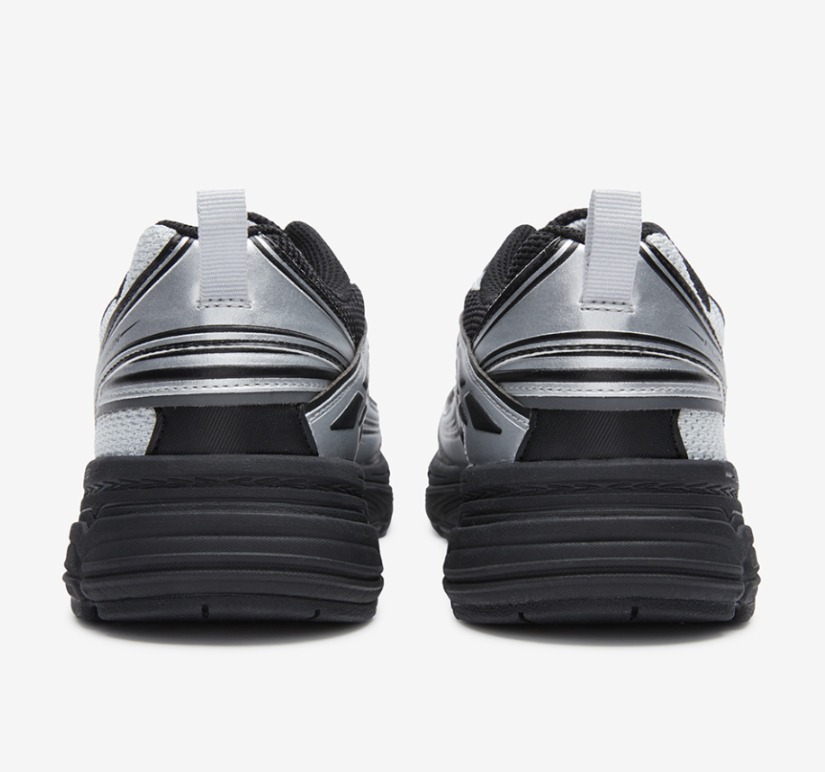 ☆人気☆【FILA】☆FILA INTERUN BLACK SILVE.R☆スニーカー☆