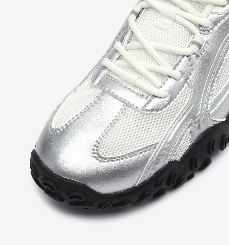 FILA エシャペシルバームーン ハン・ソヒ着用 FILA] ECHAPPE SILVER MOON バレーコア☆ハンソヒ着用 (FILA