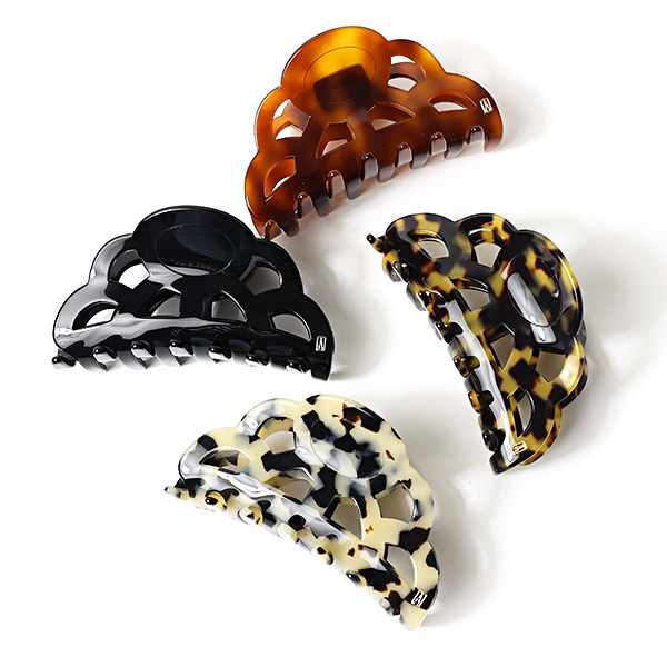 Alexandre de Paris アレクサンドルドゥパリ ヘアクリップ ロゴ