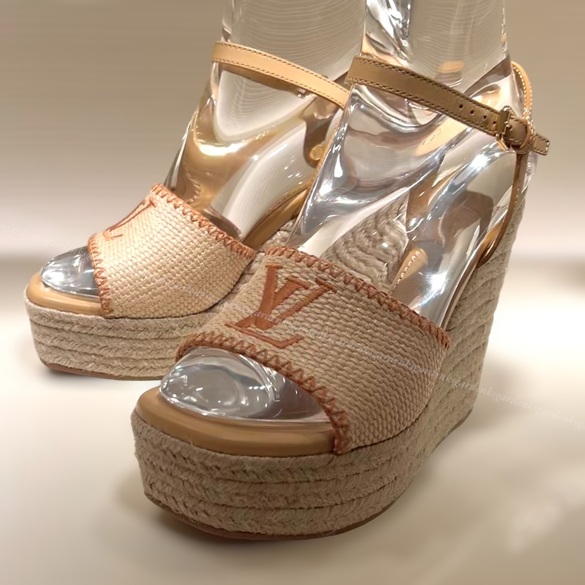 すぐ届く！LOUIS VUITTON ヘリオス ライン サンダル