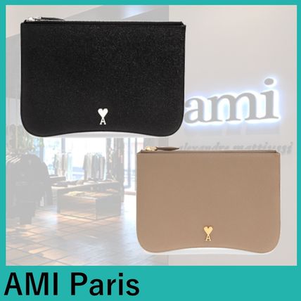 AMI PARIS(アミ パリス) ポーチ(レディース) - 海外通販のBUYMA
