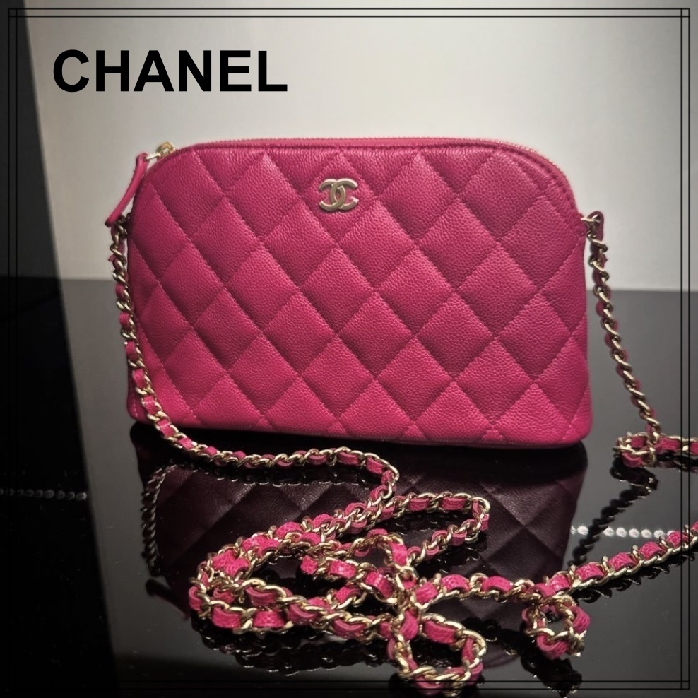 大人気【CHANEL】携帯も入る ショルダーバッグ