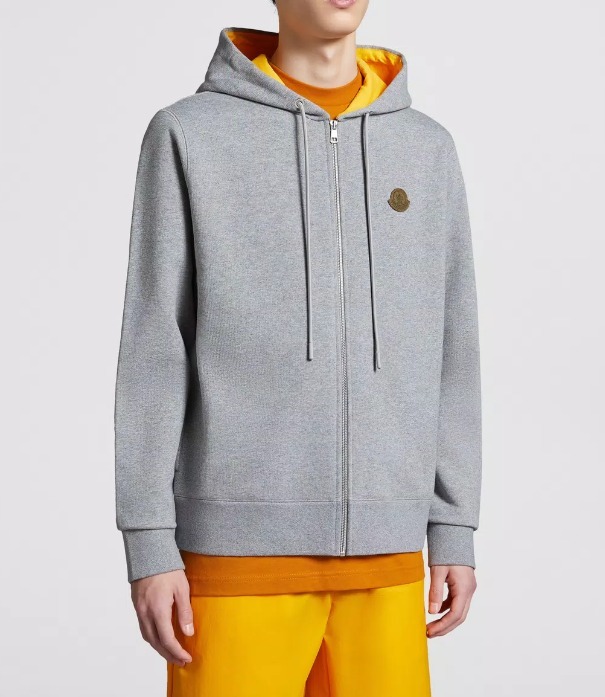 MONCLER 2024春夏 ロゴパッチ付き ジップアップパーカー MONCLER 2024春夏 ロゴパッチ付き ジップアップパーカー