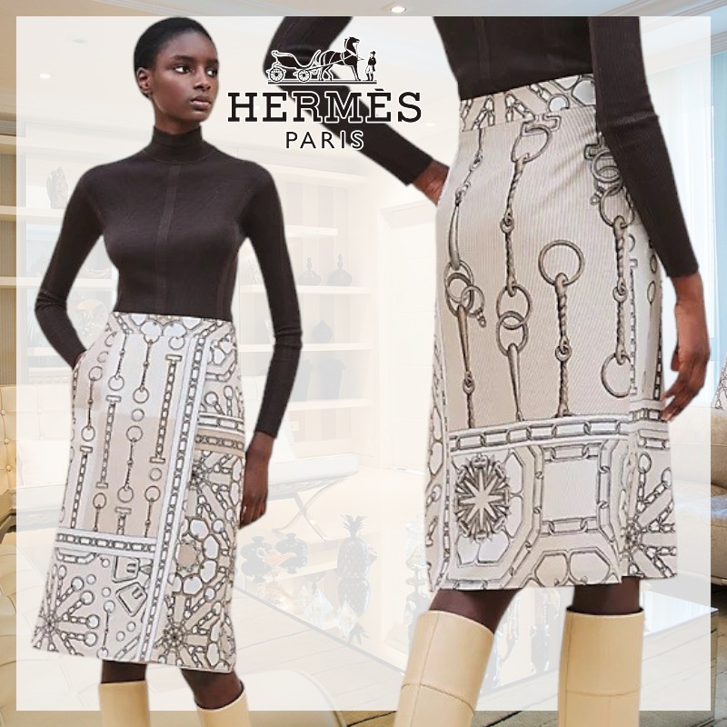 【お洒落♪】HERMES 《Effet Kaleidoscope》 ラップスカート