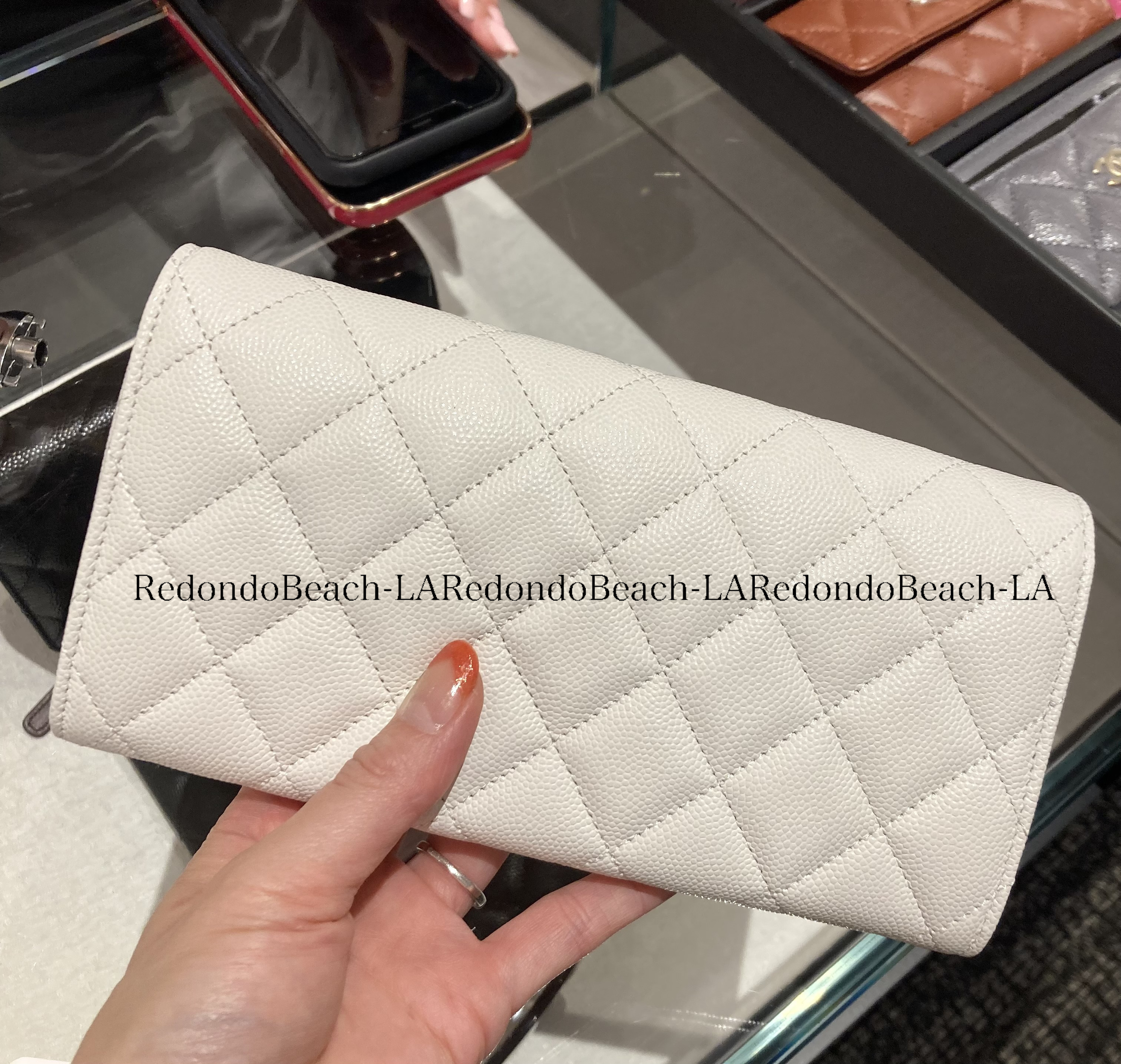 24A】希少なホワイトキャビア☆CHANEL☆長財布 (CHANEL/長財布