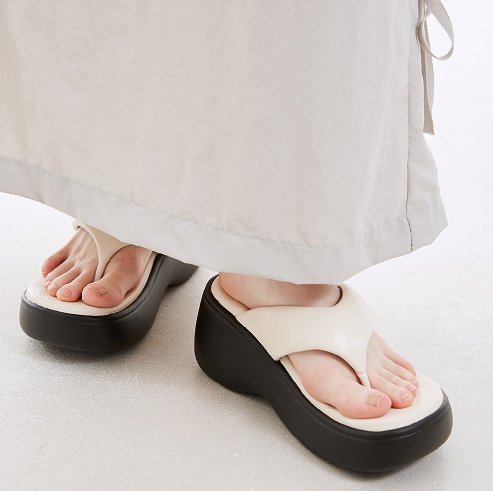 [NEVY]Tineage Leather Platform スリッパ（ヒール 6.5cm, 2色）