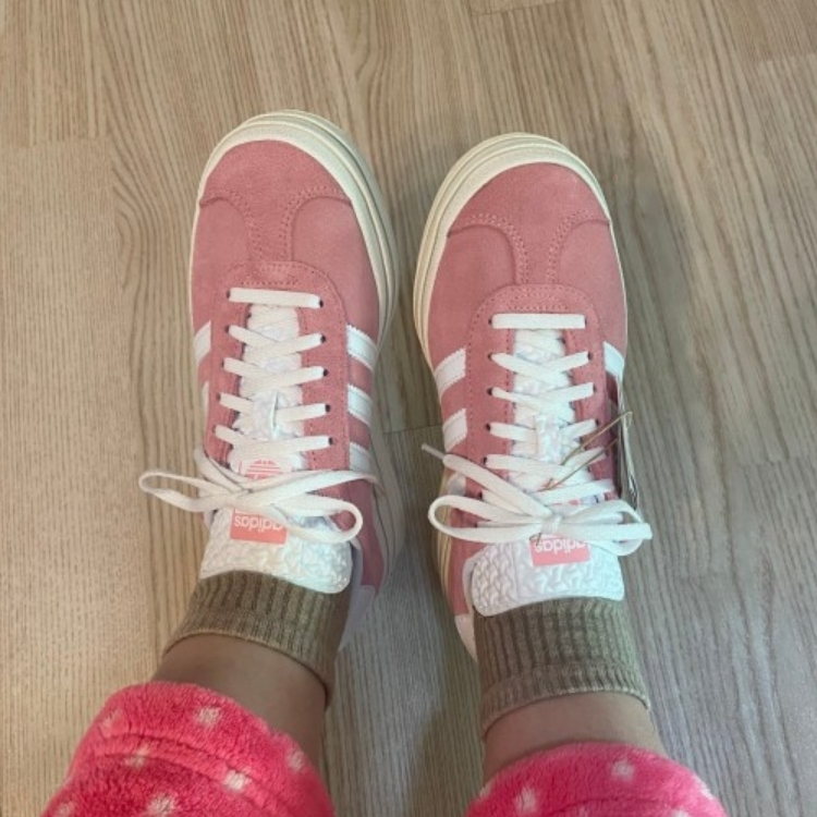 ◆ADIDAS◆Gazelle Bold 厚底 女性用 送料税込 韓国発 22~25.5cm