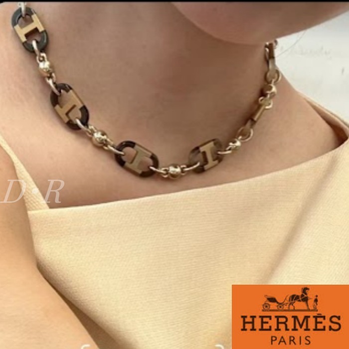コーデのワンポイントに♡【HERMES】チョーカー《sur Mer》
