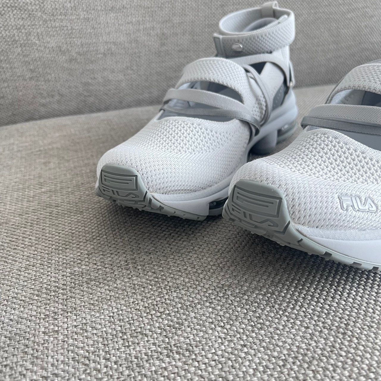 Fila x Ojos】 RGB Pier 3.0 MJ Grey
