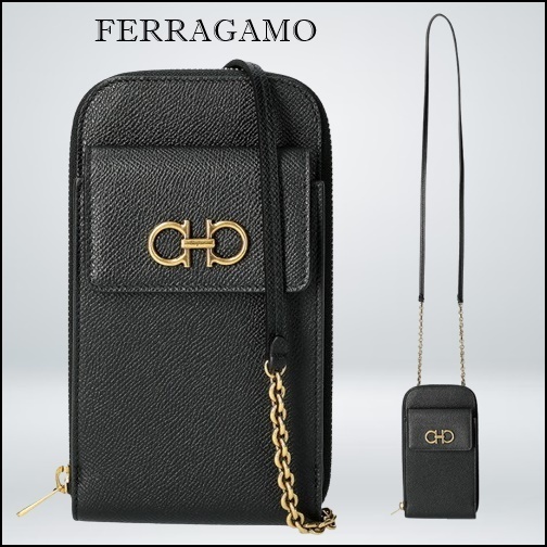 フェラガモ FERRAGAMO レザー フォンホルダークロスバッグ