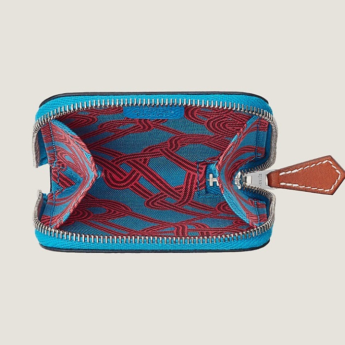 デザインが目を引く【HERMES】コインケース《シルクイン》