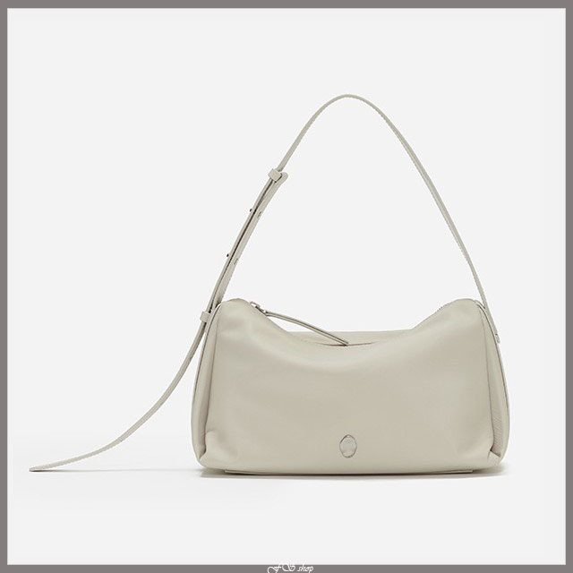 OSTKAKA | Soft shoulder Mini Nylon Ivory [正規品/関税込]