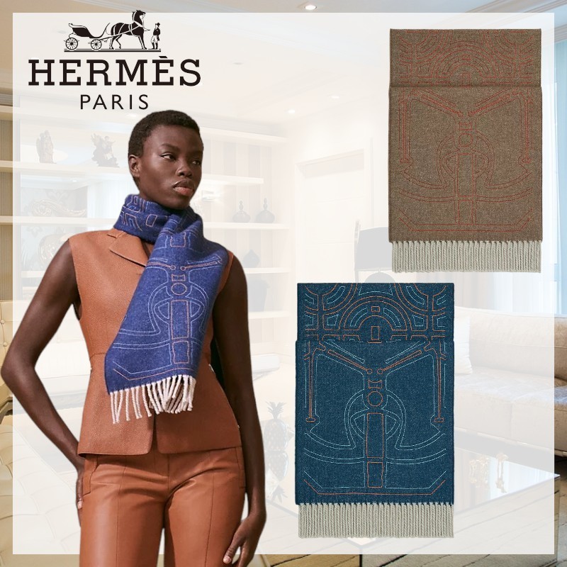 【エレガント】HERMES 《Eperon d'Or au Fil》スカーフ