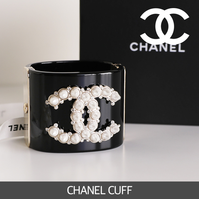【CHANEL】シャネル CC カフ バングル ブレスレット