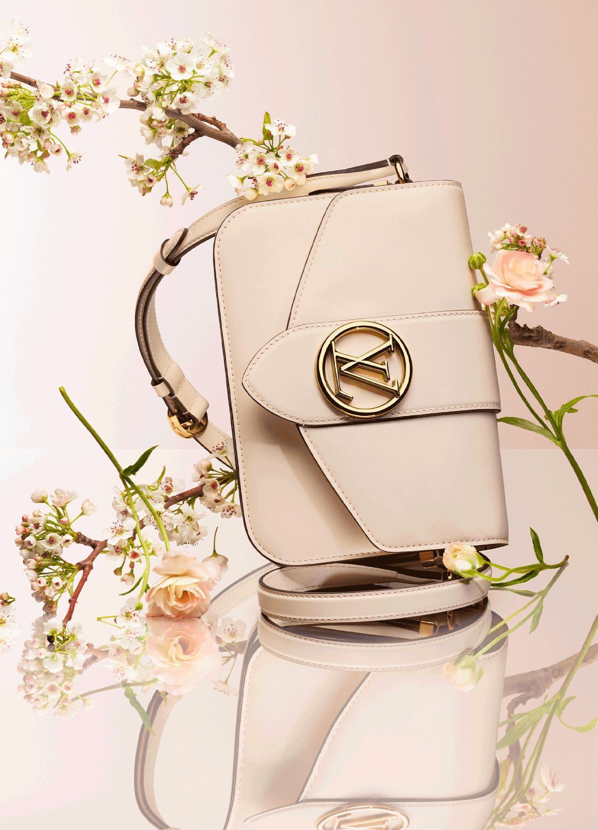 限定アイテム LOUIS VUITTON LV ポンヌフ