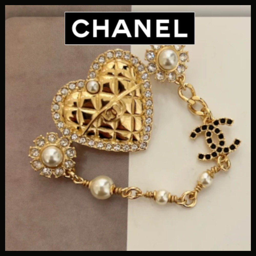 【揺れるチェーン♡】CHANEL ブローチ