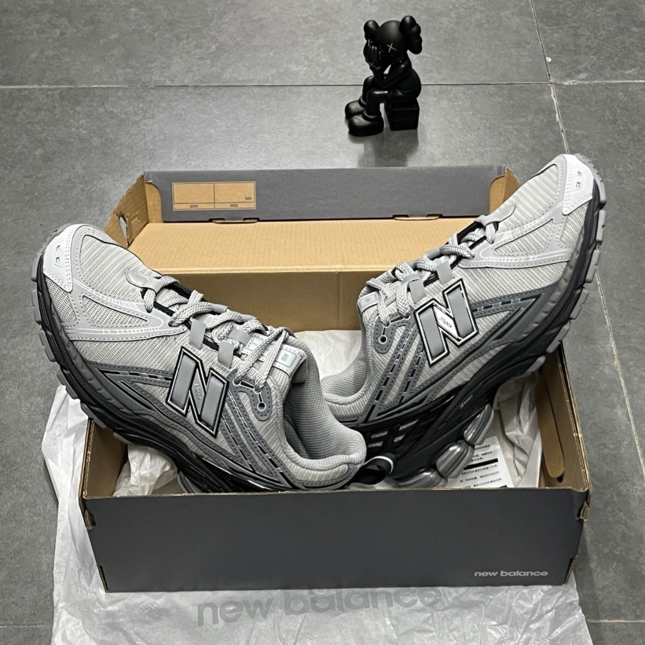 ★ニューバランス★Unisex Sneakers m1906rha ★1906R★追跡可