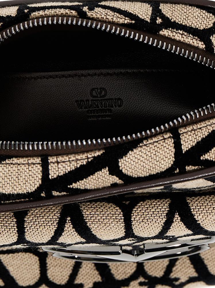 《VALENTINO》 B0C14 PMJ 6ZN ロゴクロスバック