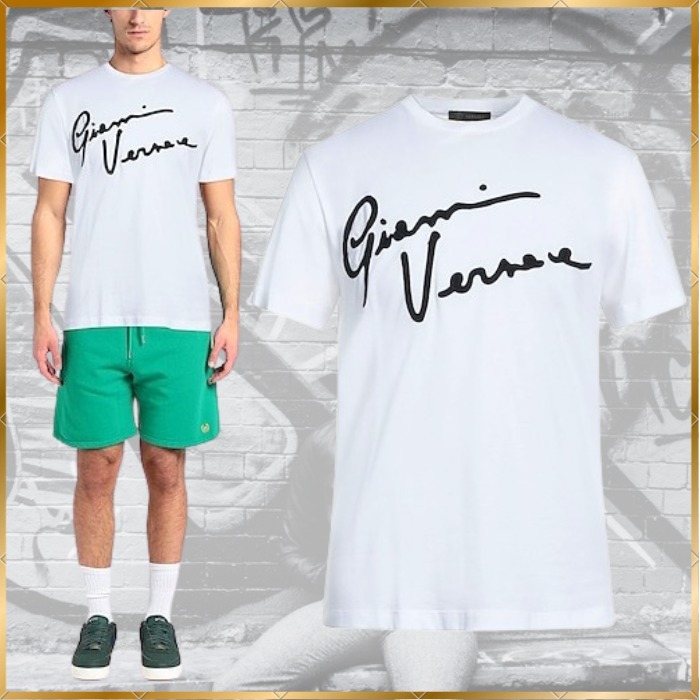 人気♦VERSACE♦ロゴTシャツ