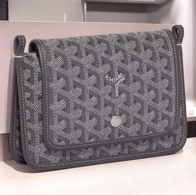 海外希少【GOYARD/ゴヤール】プリュメ ポーチウォレット