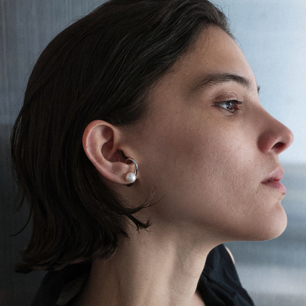 [COLD FRAME] ☆ / COLD WHITE PEARL EAR CUFF