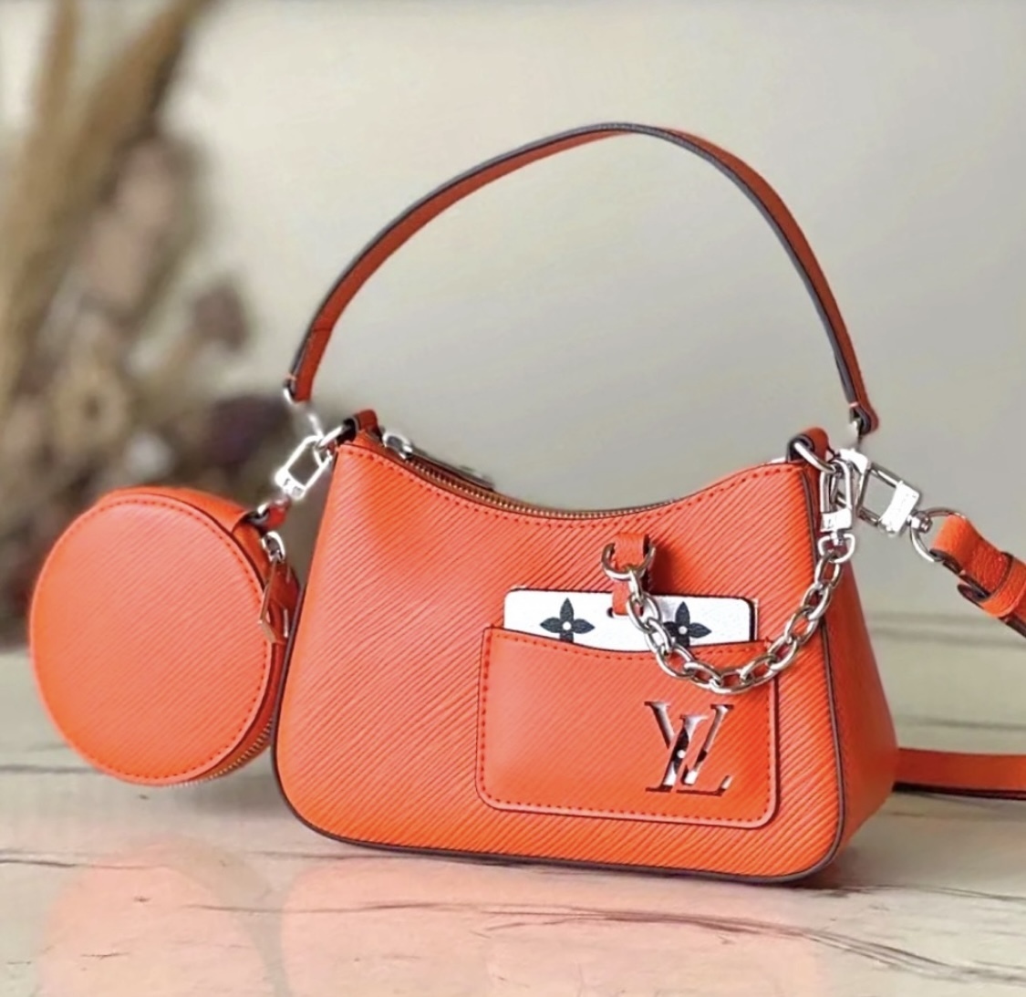 人気カラー♡人気【LOUIS VUITTON】マレリーニ
