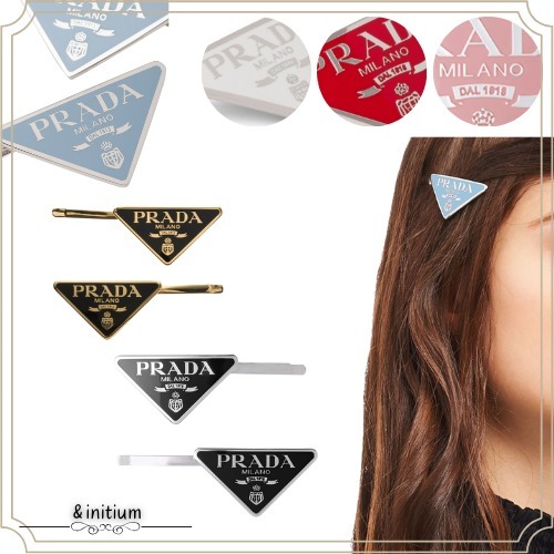 【プラダ】2個セット トライアングル ヘアクリップ