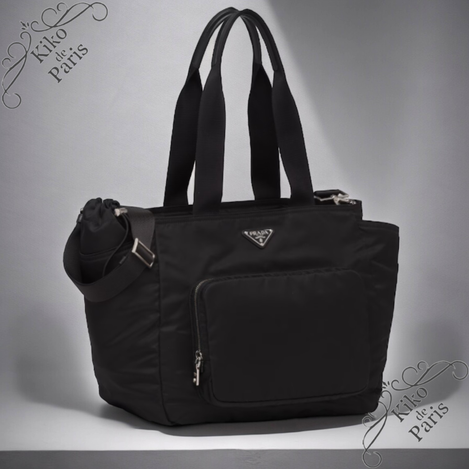 PRADA 直営店より Re-Nylon マザーズバッグ 収納豊富 斜め掛け
