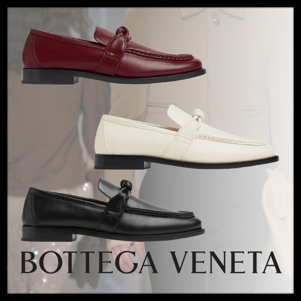 新作【Bottega Veneta】アステア ローファー、レザー、全3色