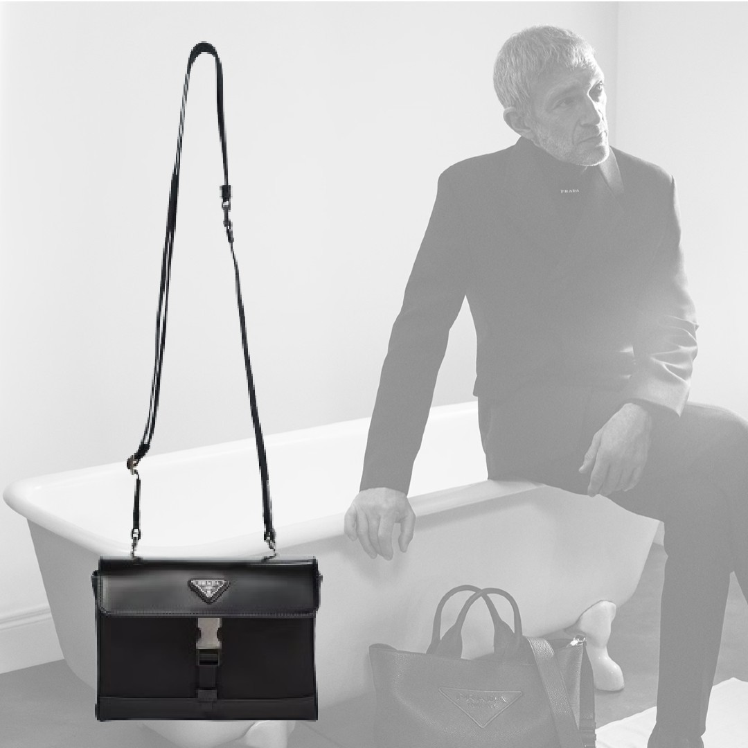 【希少】PRADA ロゴ ナイロン&レザー クロスボディバッグ