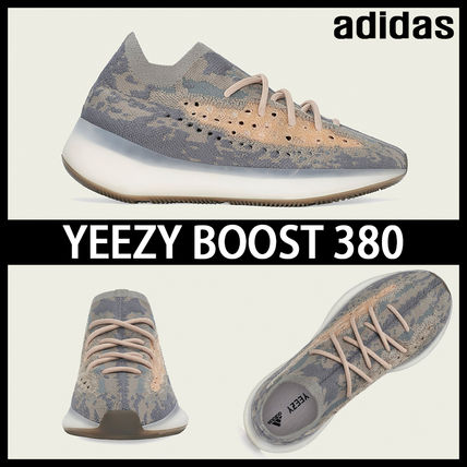 厚底 adidas YEEZY BOOST(アディダス イージーブースト