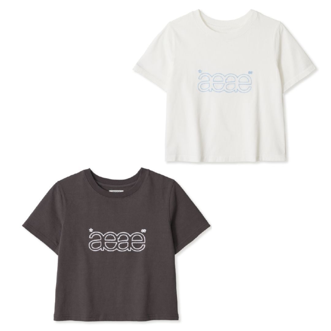 Tシャツ・カットソー AEAE AEAE STITCH LOGO CROP T-SHIRTS 4BUK033