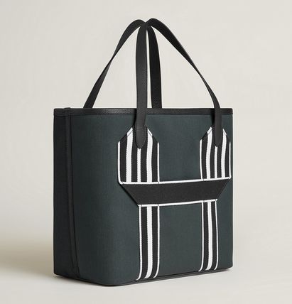 デイリー使いに【HERMES】トートバック《Pursangle tote》