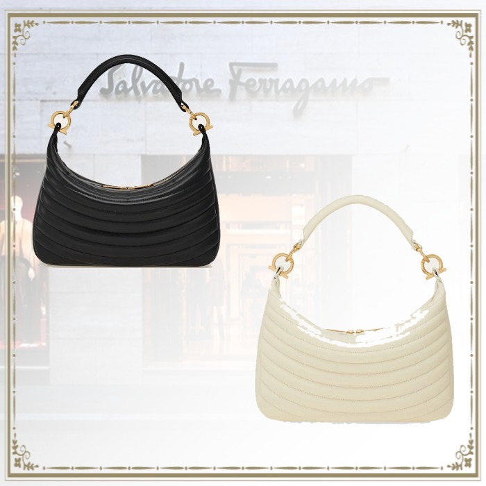 【★日本未入荷★】 Salvatore Ferragamo ☆ バッグ