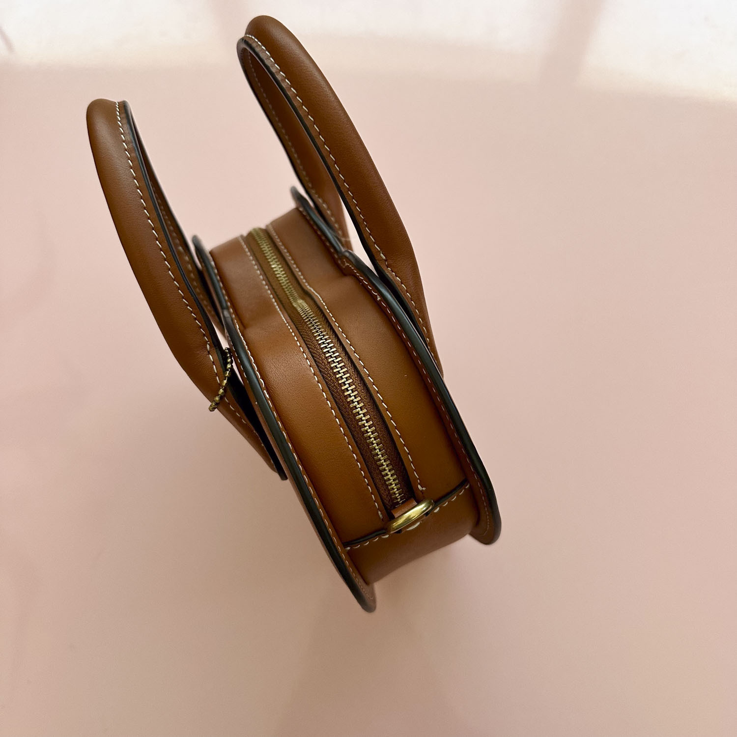 【COACH高級ライン】●可愛すぎて二度見♪●SALE●ハート バッグ COACH高級ライン】○可愛すぎて二度見♪○SALE○ハート バッグ