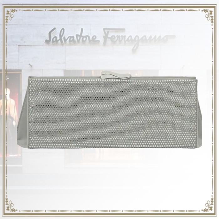 【★日本未入荷★】 Salvatore Ferragamo ☆ クラッチ