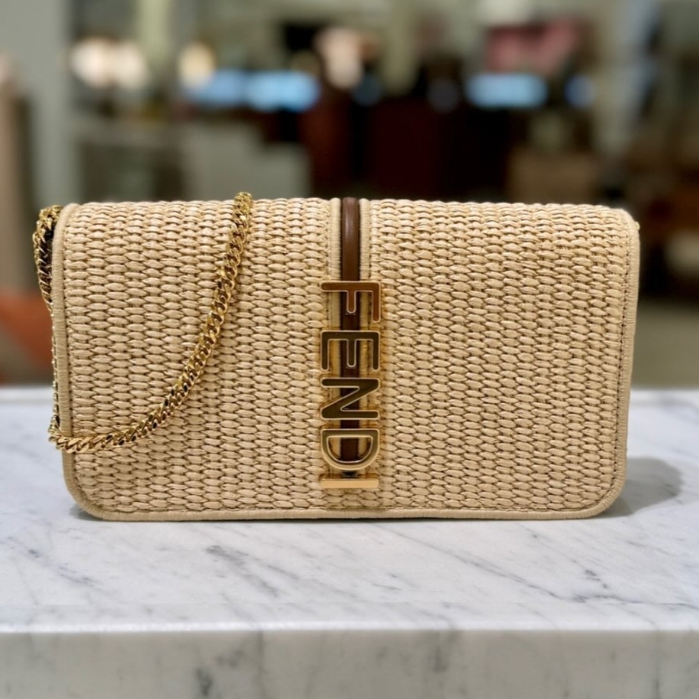 24SS【FENDI】フェンディグラフィ 財布内蔵ミニバッグ ラフィア