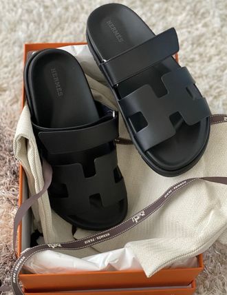 HERMES 大人気で全世界完売 超入手困難 Chypre シプレ 大人の抜け感【HERMES】入手困難 エルメスサンダル シプレ