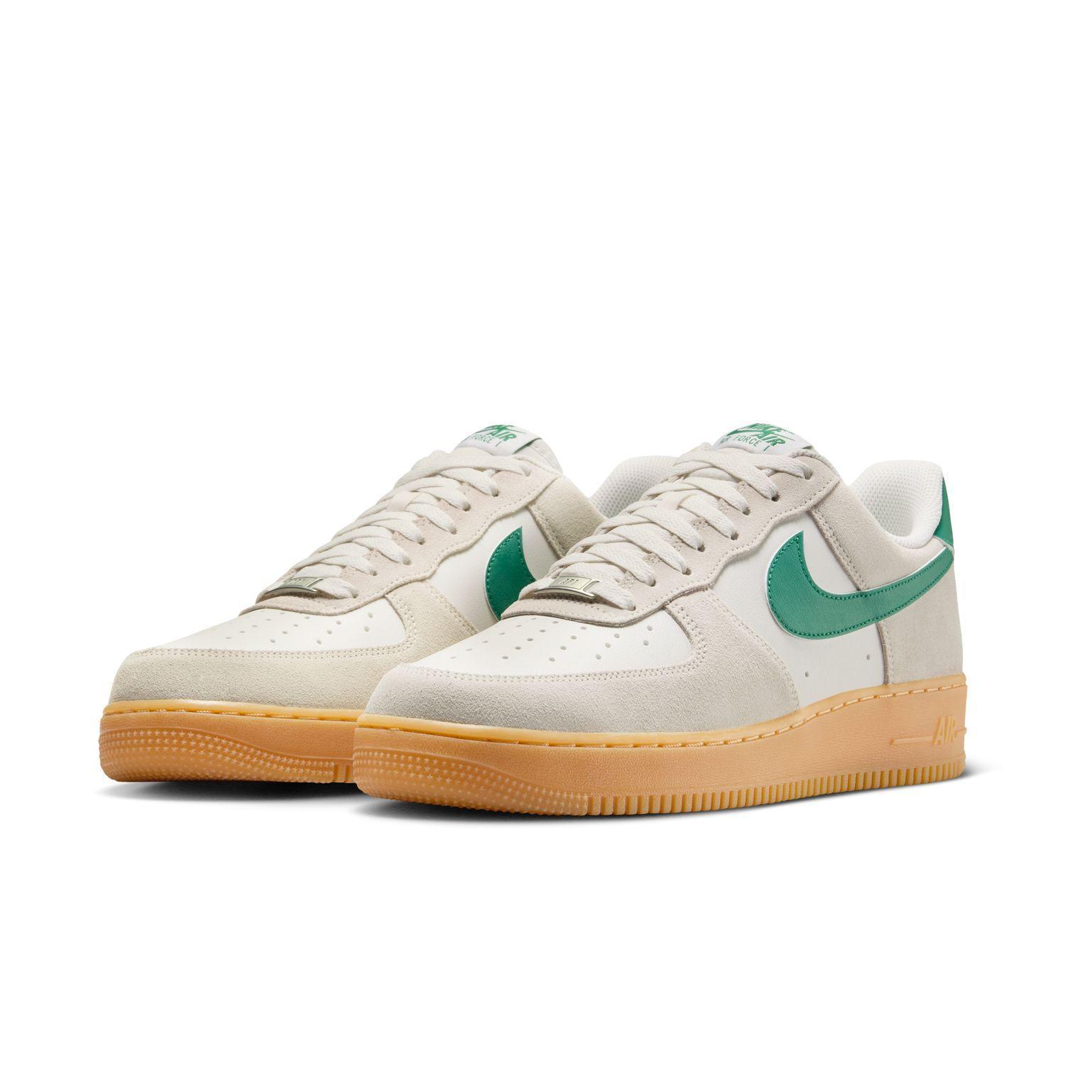 国内配送 NIKE AIR FORCE 1 '07 LV8 PHANTOM/MALACHITE