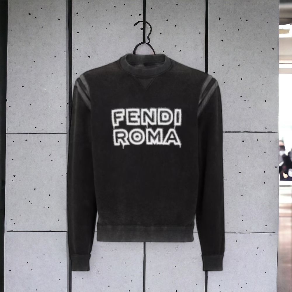 FENDI ロゴ プルオーバー JUMPER
