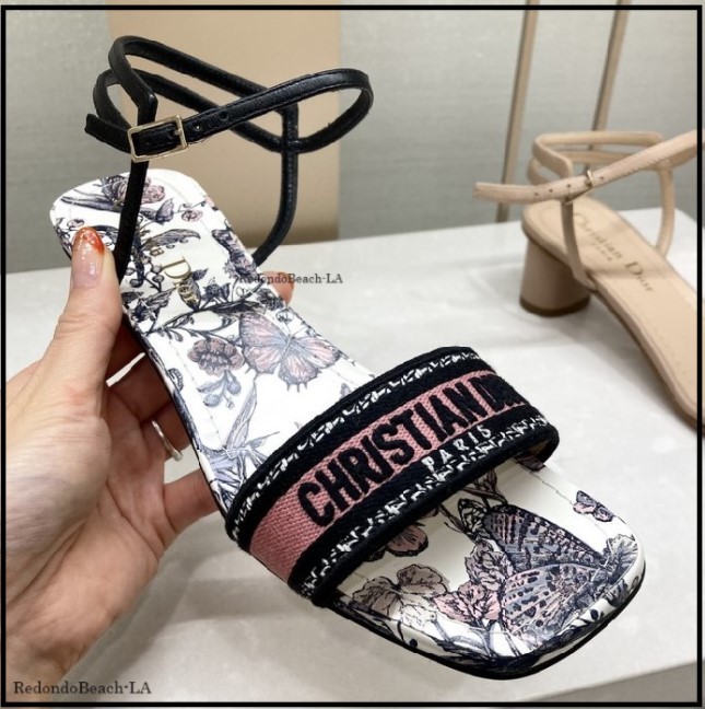 【希少☆/海外限定☆】DIOR Dway ヒールサンダル Christian Dior - 美品DIOR Dway ヒールスライド サンダル の