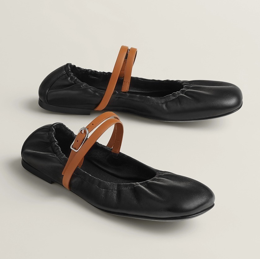 ストラップが可愛い♡【HERMES】 バレエシューズ《Jolly》