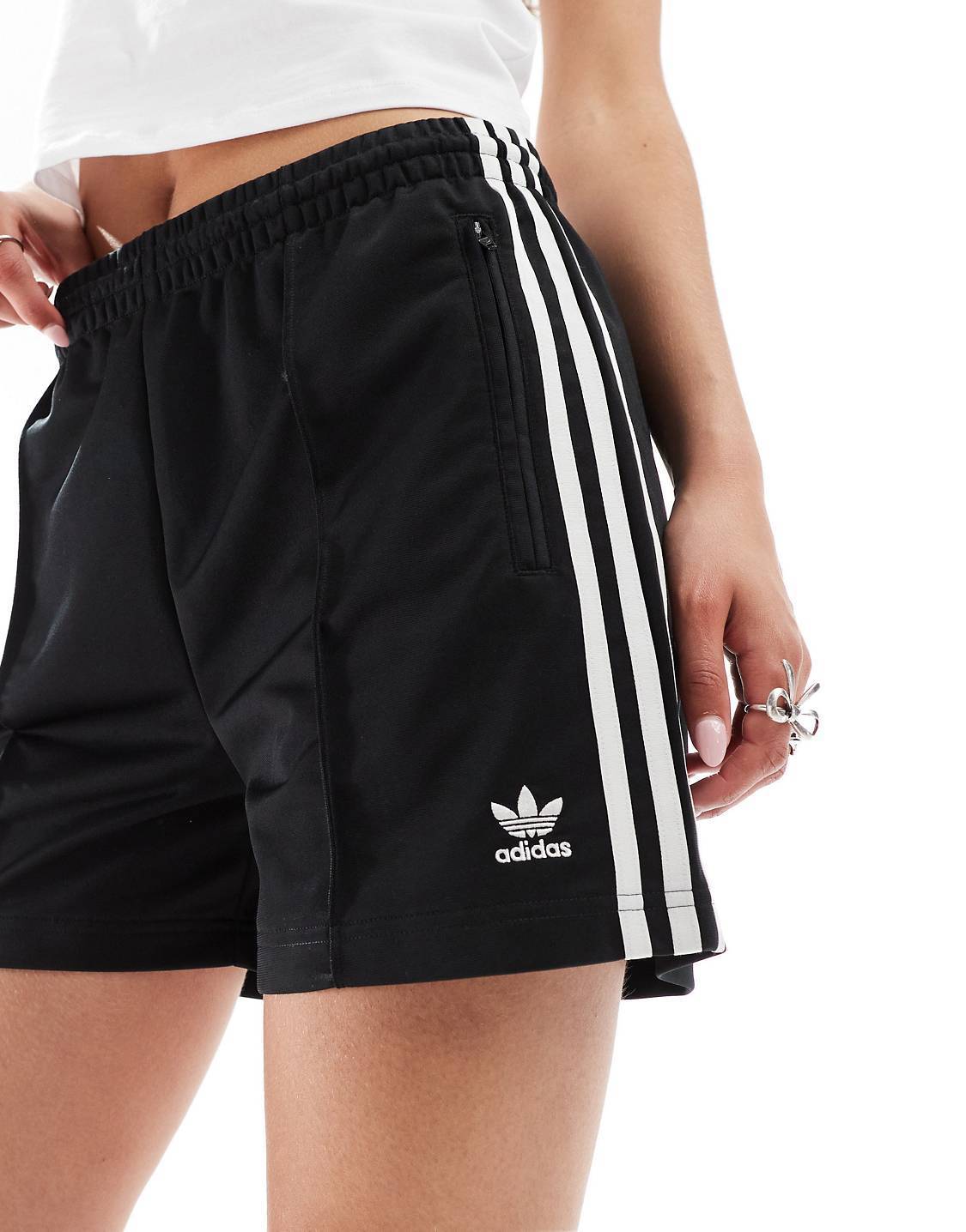 adidas Originals】ファイアーバード ショーツ（送料込み) ボトムス